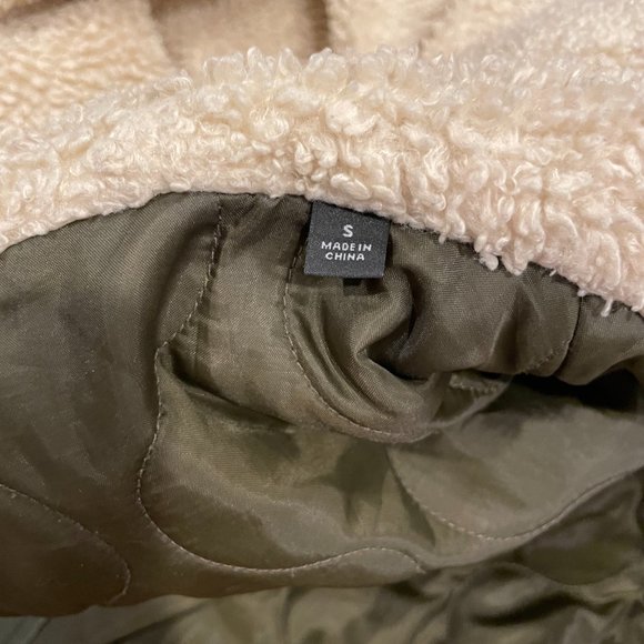 Uniqlo Modern Military-Style Parka - S, Army Green - Picture 5 of 7